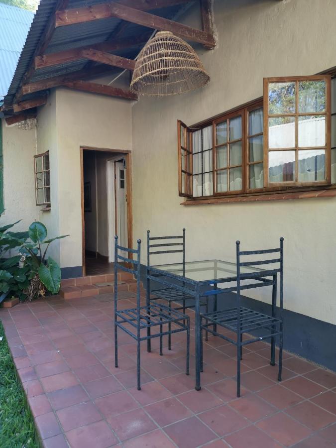 Drakensberg Bush Lodge And Backpackers وينترتون المظهر الخارجي الصورة